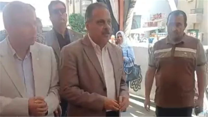 في أجواء وطنة ملهمة.. محافظ الشرقية يدلي بصوته في انتخابات مجلس الشيوخ 2025