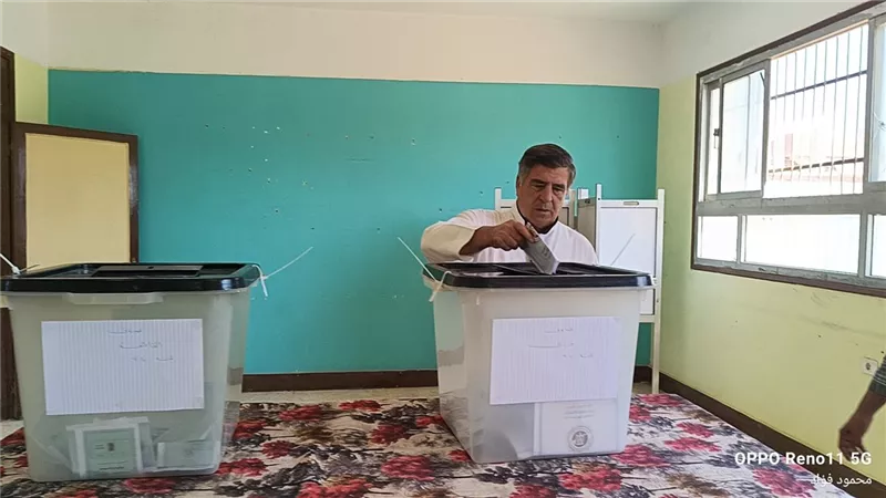 النائب فؤاد أباظة يدلي بصوته في انتخابات الشيوخ ويدعو المصريين للمشاركةالفاعلة