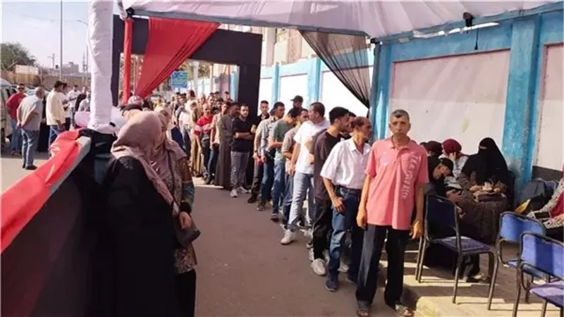 أزمة قلبية مفاجئة.. وفاة موظف أثناء عمله بانتخابات الشيوخ في الشرقية