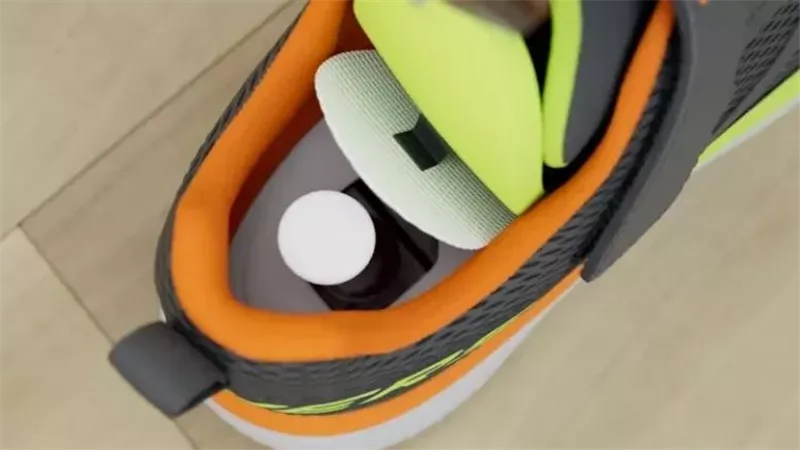 Skechers تطلق أحذية أطفال  مع حجرة مخصصة لـ AirTag لحماية وتتبع ابناءهم