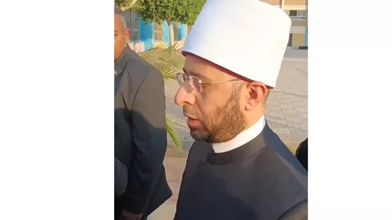 عقب تصويته بالانتخابات.. وزير الأوقاف: سنظل الحامي الأول للقضية الفلسطينية|خاص