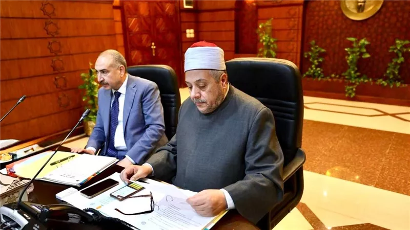 «المعاهد الأزهرية» و«التعليم» يناقشان أعمال صندوق رعاية المعلمين بمشيخة الأزهر