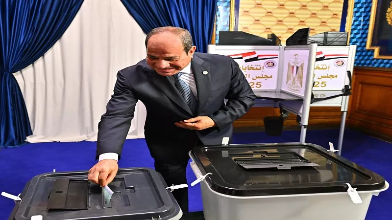 إيمان عز الدين: تصويت السيسي والمواطنين رسالة دعم قوية للدولة والاستقرار