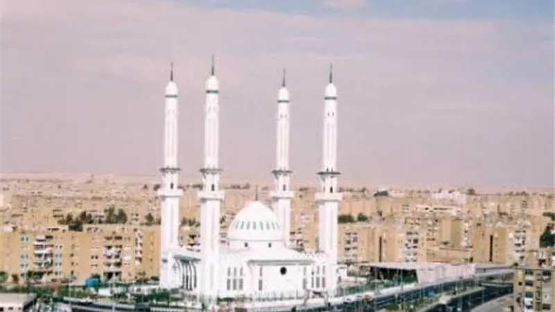 مواقيت الصلاة في محافظة السويس الثلاثاء 5 أغسطس.. العشاء 9.05م