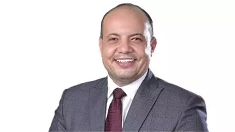 انطلاق برنامج “الصنايعية” تقديم الإعلامي محمد ناقد على قناة المحور 