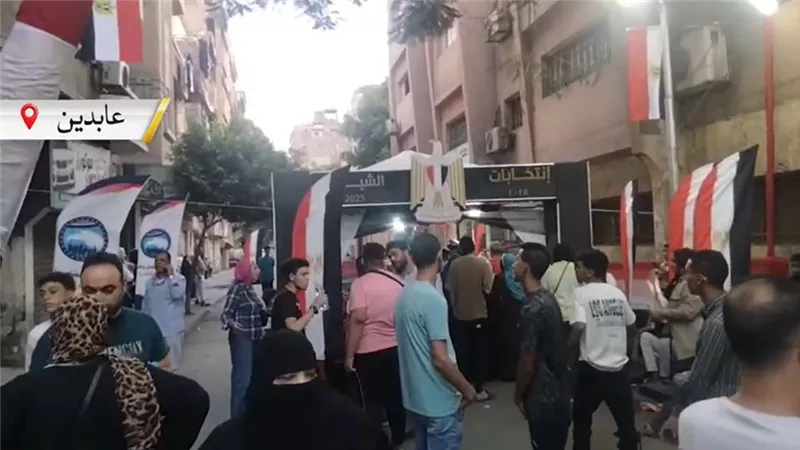 لجان القاهرة الكبري تكتظ بالمواطنين للإدلاء بأصواتهم في انتخابات الشيوخ