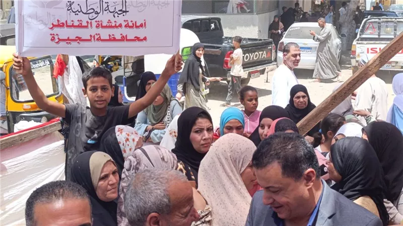 احتشاد كبير من الناخبين أمام مدرسة القاهرة الابتدائية المشتركة بأوسيم  