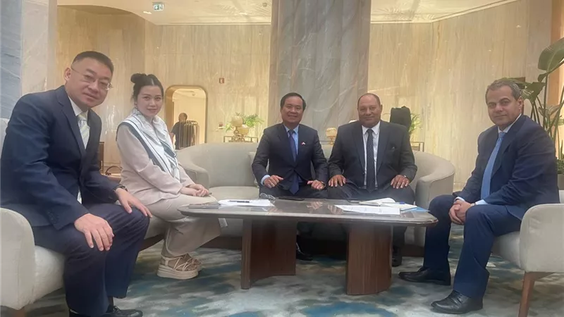 نائب وزير الزراعة المصري يبحث سبل تعزيز التعاون الزراعي مع نظيره الفيتنامي