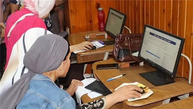 تنسيق المرحلة الثالثة 2025 أدبي.. أماكن شاغرة حتى 55% وفرص القبول (دليل شامل)