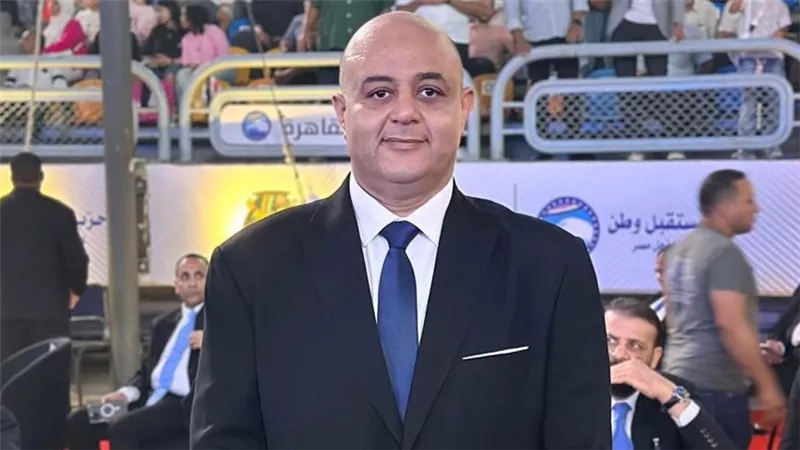 وفاء لروح والده.. محمد مصطفى لطفي يتابع خطوات إنشاء المركز الطبي الخيري 