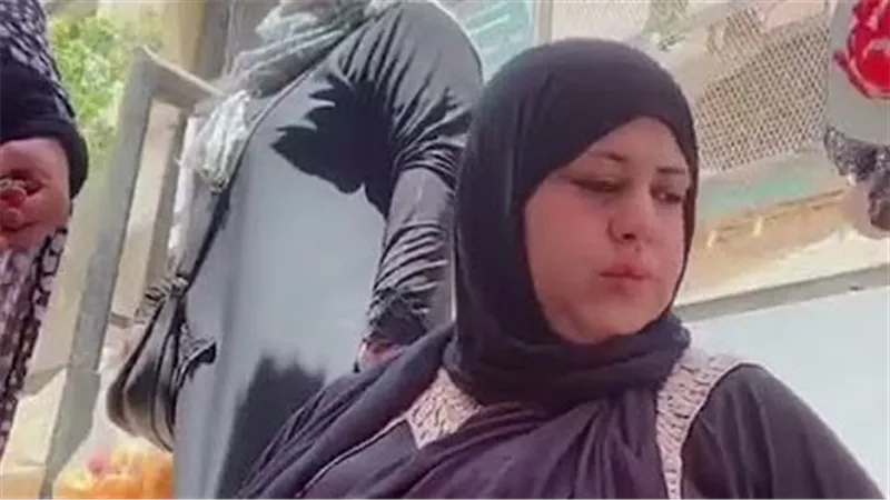 القبض على التيكتوكر أم عمر فراولة في الإسكندرية لنشرها فيديوهات خادشة