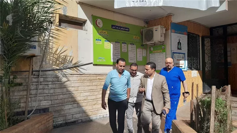 وكيل «صحة دمياط» يتفقد مستشفى كفر البطيخ ويشدد على تشغيل العيادات المسائية