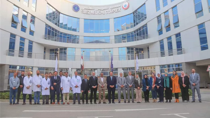 نجاح فريق جراحي في السويس بعملية استئصال غضروفي مزدوج وزرع غضروف صناعي 