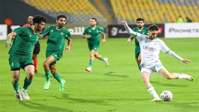 الاتحاد السكندري يجمد مسحقات اللاعبين ويقرر خصم 20 % لتدهور النتائج | خاص 