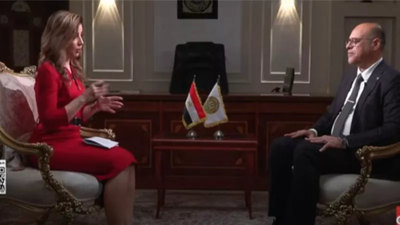 وزير العمل يفجر مفاجأة مدوية عن «استمارة 6» في قانون العمل الجديد|فيديو 