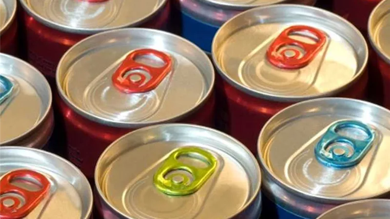 مطالبات بمنع مشروبات الطاقة في الأندية المصرية بعد خطوة 