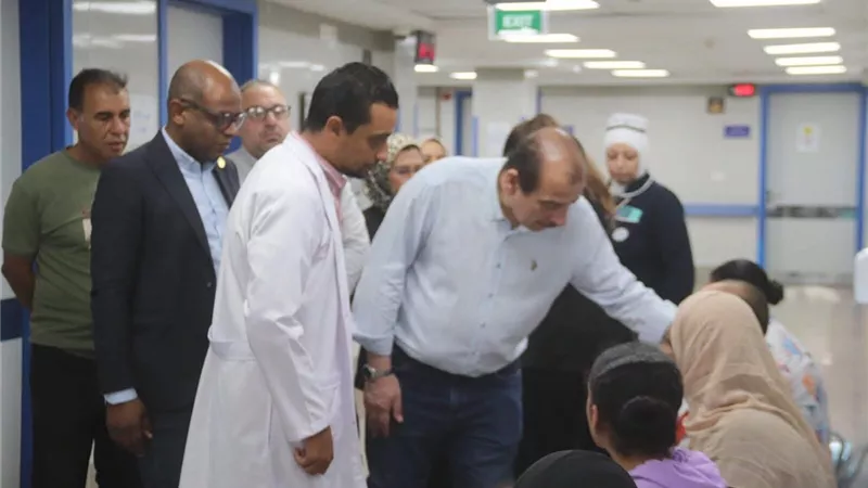 نائب وزير الصحة يتفقد المنشآت الطبية بالسويس للوقوف على مستوى الخدمات الطبية 