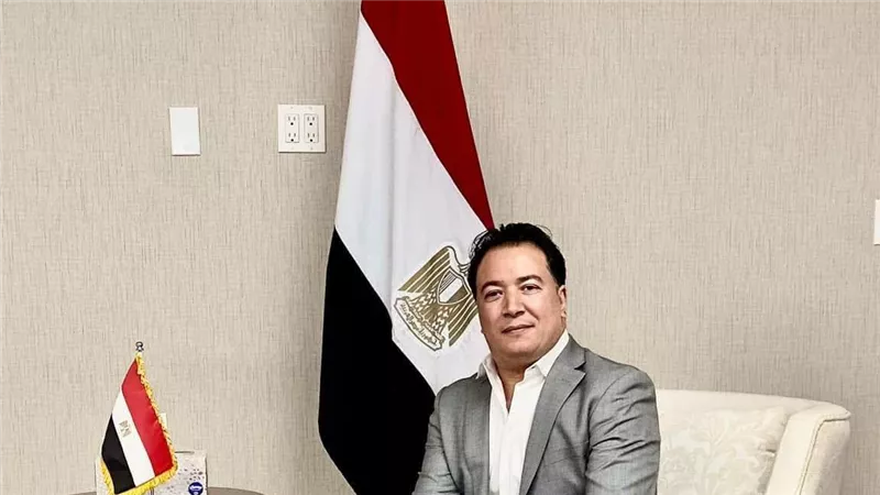 النجاح لا يأتى صدفة.. رحلة كفاح ياسر نور الدين من بنها إلى نيويورك
