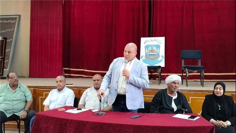 تعليم قنا يتابع التشجير واستعدادات المدارس للعام الدراسي الجديد