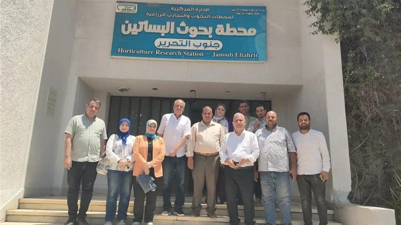 وزير الزراعة: تكثيف المتابعة الميدانية للأنشطة الإنتاجية والبحثية بالمحافظات