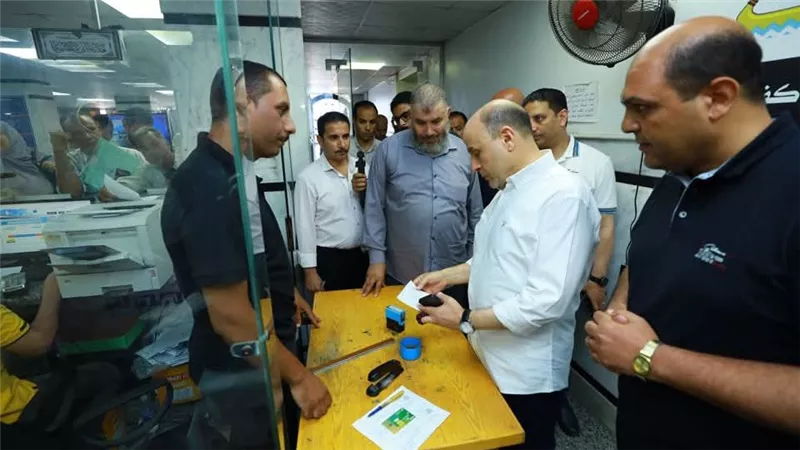 لإنجاز طلبات التصالح والتقنين.. محافظ كفرالشيخ يتفقد المركز التكنولوجي بدسوق