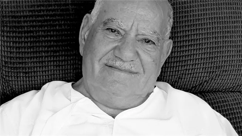 وفاة والد الراحل العامري فاروق نائب رئيس الأهلي السابق 