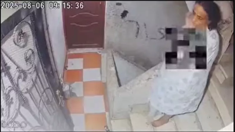 سكين لفتح الباب.. فيديو مُضلل يحوّل موقفًا عابرًا إلى شائعة مثيرة
