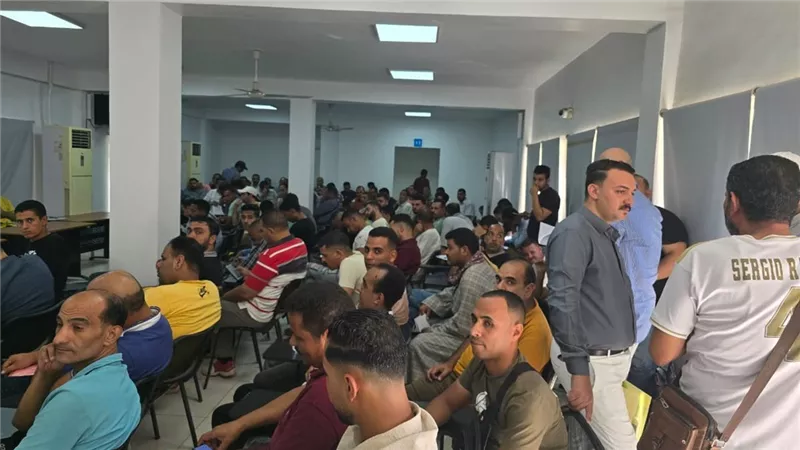  بدء اختبارات المرشحين للعمل بالأردن في مجالات اللحام 