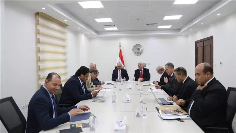 وزيرا التعليم العالي والعمل يبحثان سبل تعزيز التعاون والتكامل بين الوزارتين