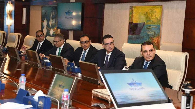 الفريق أسامة ربيع: تضافر الجهود لدعم الصناعة وتسويق المنتجات المصرية