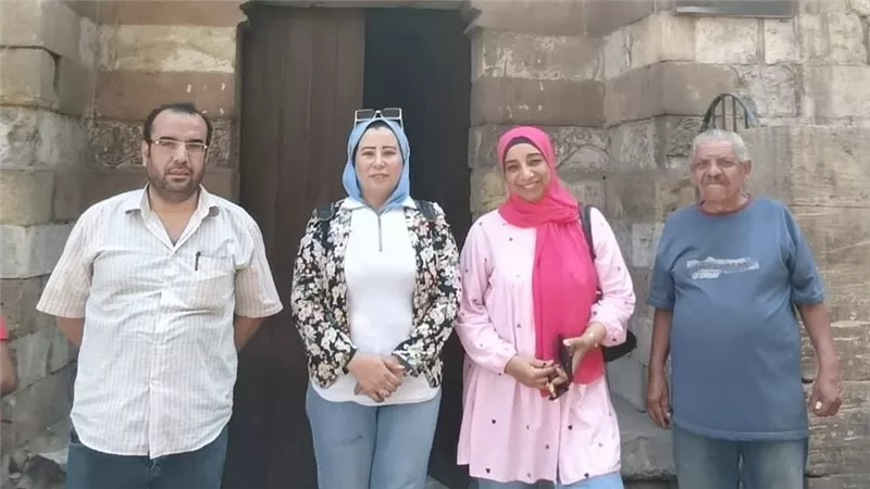 استجابة لنيوز رووم.. معاينة آثار الدرب الأحمر بعد شكوى الأهالي من «البق» 