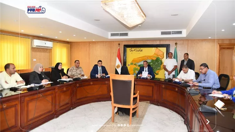 محافظ الفيوم يوجه بتوفير مساعدات مالية وتيسير إجراءات المعاشات للحالات الأولى 