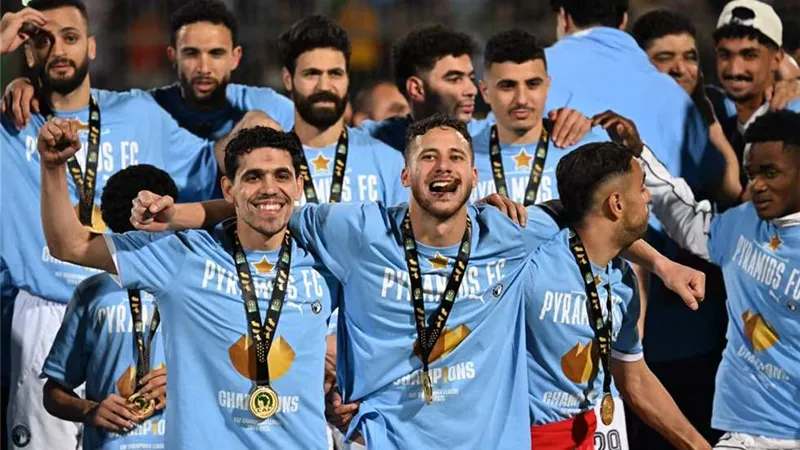 خالد طلعت: بيراميدز يزيح الأهلي من القمة محلياً وأفريقياً