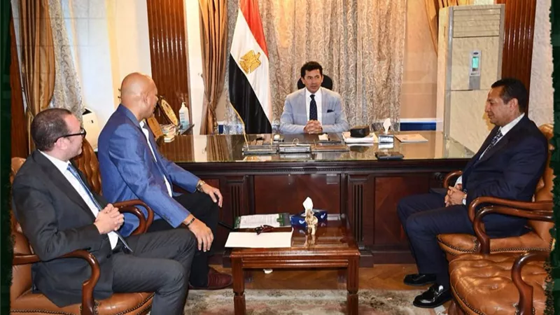 وزير الرياضة يستقبل القائم بأعمال رئيس نادي الاتحاد السكندري
