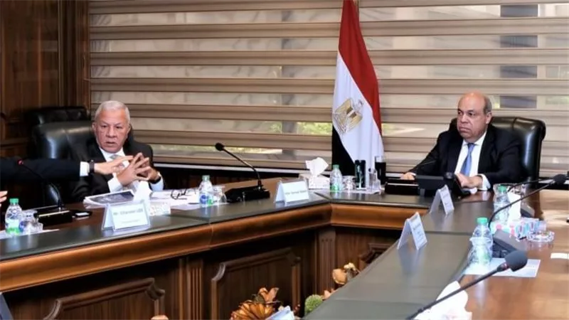 الطيران: طرح 11 مطار الخاص للإدارة والتشغيل بالتعاون مع IFC الدولية للتمويل