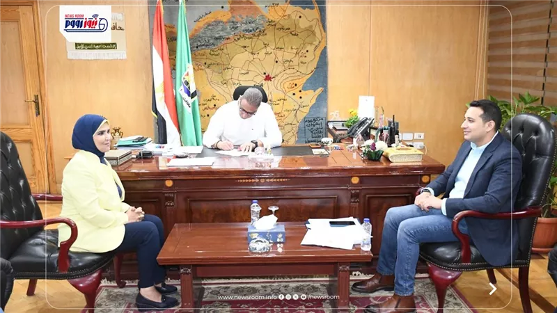 محافظ الفيوم يلتقي أعضاء مجلسي النواب والشيوخ لبحث مطالب المواطنين