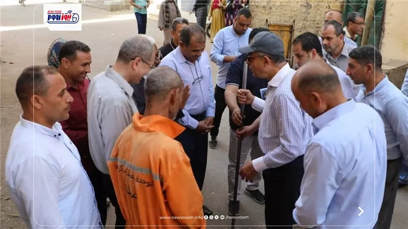 بعد وفاة عامل الشرقية.. محافظ المنيا يقرر وقف العمل لعمال النظافة وقت الذروة