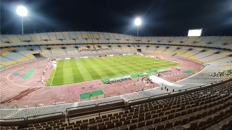 30 ألف مشجع في موقعة برج العرب بين الزمالك والمصري بكأس الكونفدرالية