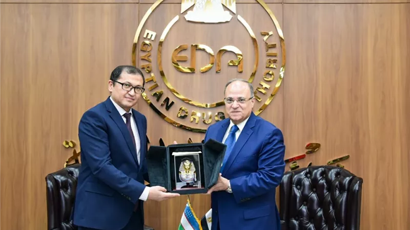 رئيس هيئة الدواء يستقبل السفير الأوزبكي لبحث سبل التعاون وتوسيع أسواق الدواء