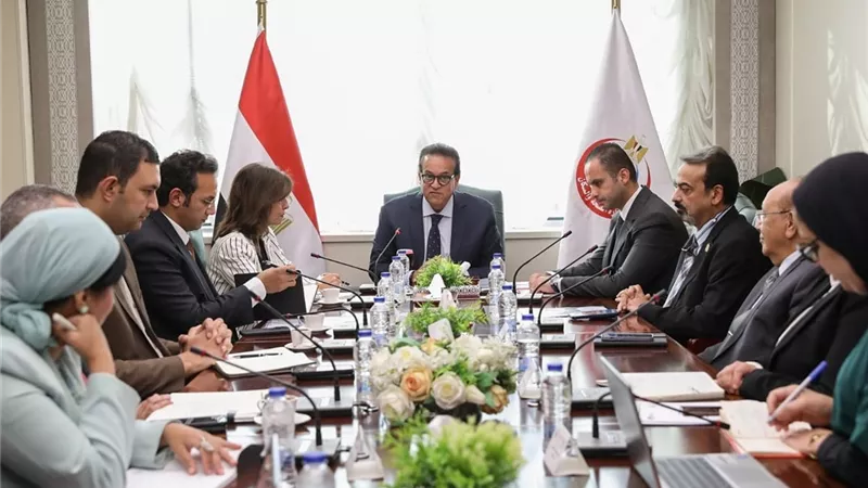 وزير الصحة يبحث مع المدير التنفيذي للأكاديمية الوطنية للتدريب تعزيز البرامج