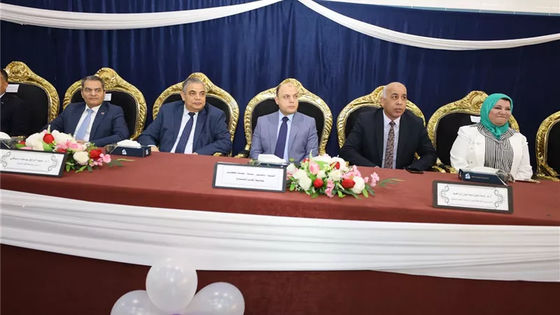 لنشر ثقافة الاستدامة.. محافظ كفرالشيخ يشهد فعاليات الأسبوع البيئي وريادة الأعمال 