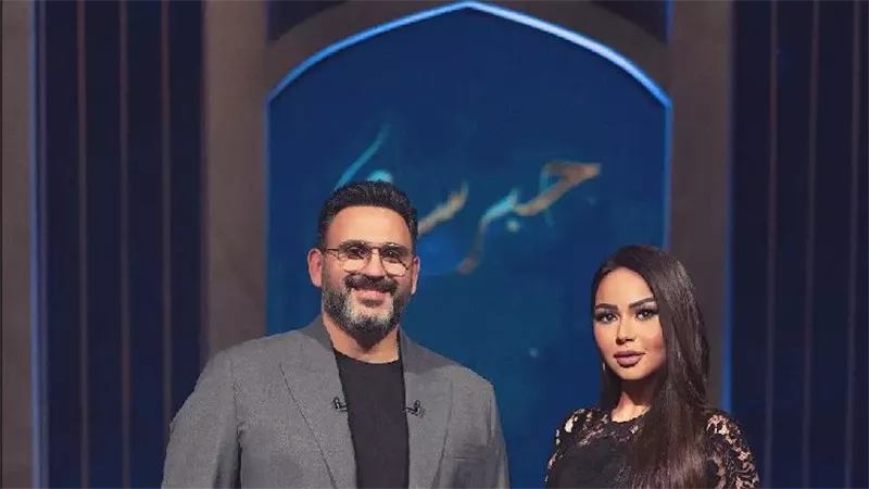 اليوم وغدا .. أكرم حسني ضيف أسما إبراهيم في حبر سري