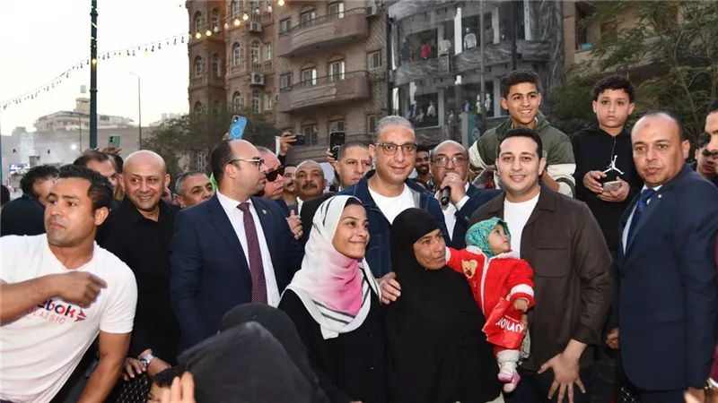 بحضور المحافظ والقيادات الشعبية.. مشاهد مبهجة من احتفالات الألاف في الإفطار الجماعي بالفيوم 