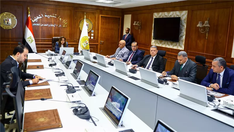 وزيرة التنمية المحلية لسكرتيري عموم المحافظات: 