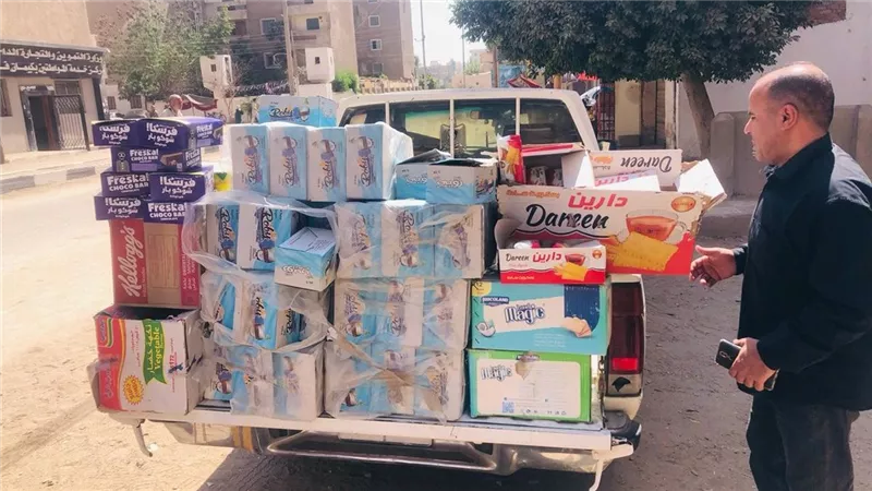  ضبط 2413 قطعة مواد غذائية منتهية الصلاحية بالفيوم 