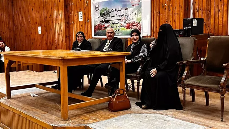مركز أعلام الفيوم يعقد لقاء تثقيفيا بعنوان 