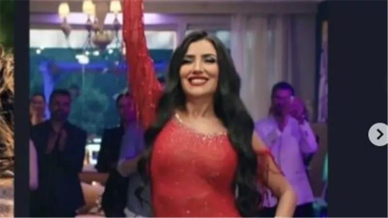 « توب فى 20 دولة » ..  مي عمر تحتفل بنجاح مسلسلها الرمضانى إش إش