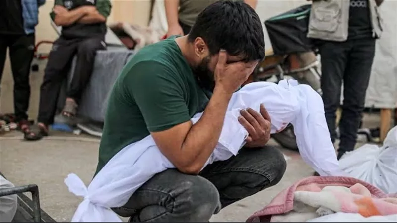 سقوط 80 شهيدًا ونقل 150 جريحًا لمستشفى ناصر بخانيونس إثر القصف الإسرائيلي 