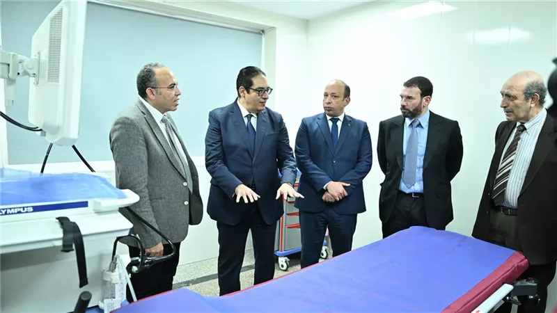 بتكلفة 34 مليون جنيه.. رئيس جامعة القاهرة يفتتح أحدث عمليات التجديد والتطوير بمستشفى قصر العيني