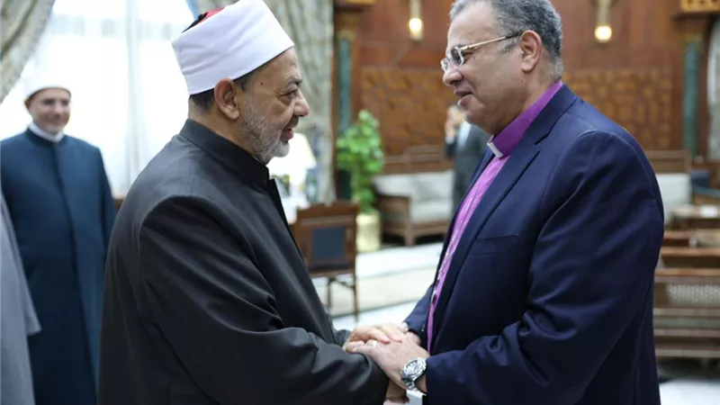 شيخ الأزهر يستقبل رئيس الطائفة الإنجيليَّة والوفد المرافق له للتَّهنئة بعيد الفطر 